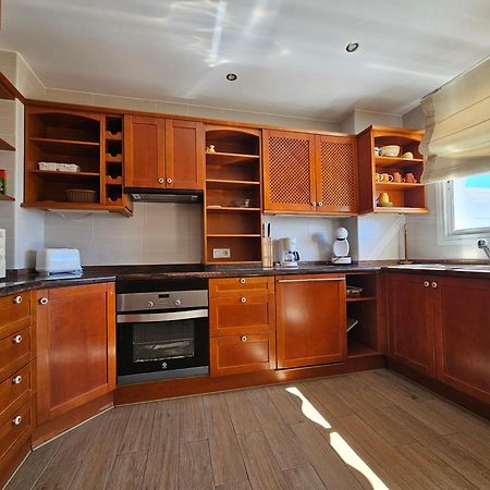 Edificio Sol Apartment Нерха Екстериор снимка