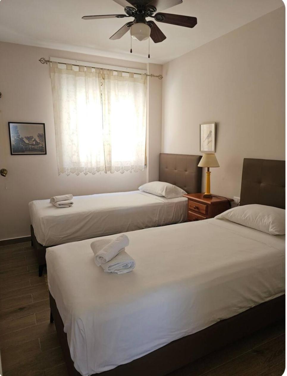 Edificio Sol Apartment Нерха Екстериор снимка